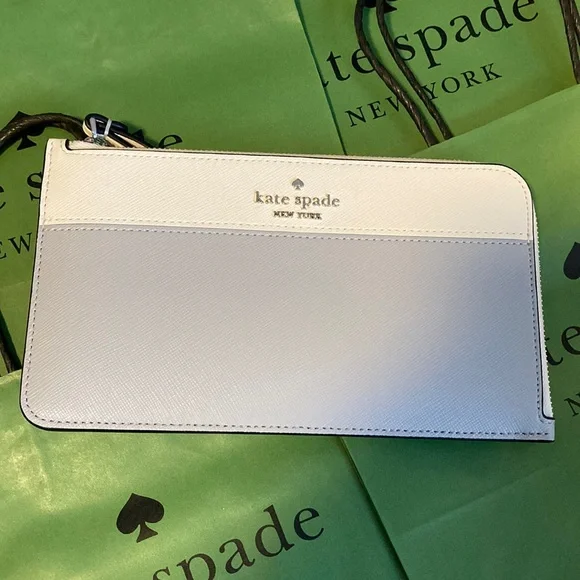 Kate Spade ♠️ Wallet - Picture 1 of 7